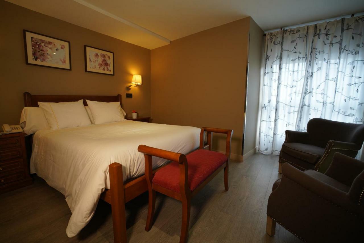 Hotel Arco Navia Kültér fotó